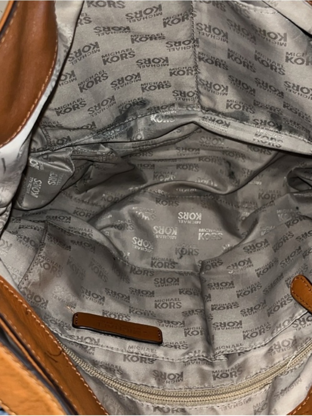Michael Kors Cream and Brown Logo Hobo Shoulder Bag Perfect condition! - Picture 3 of 3